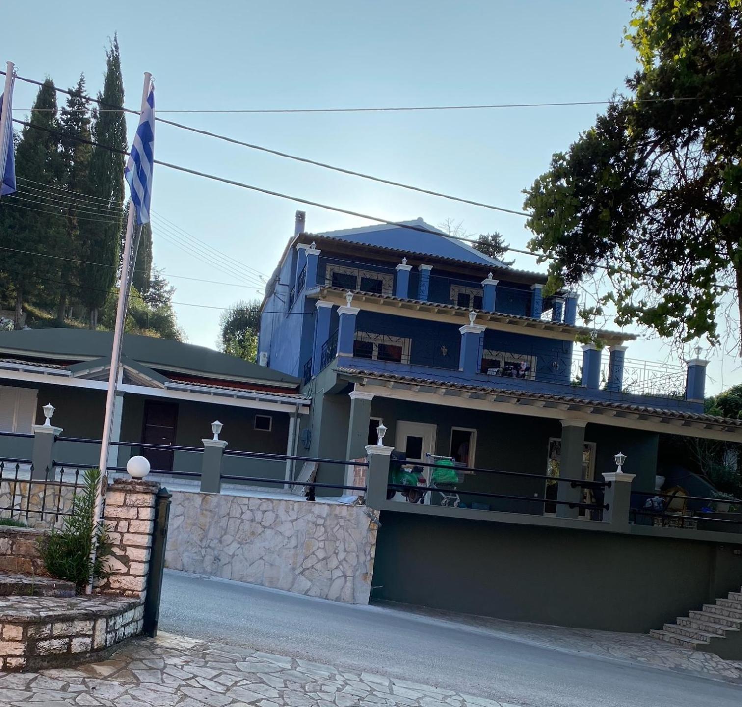 Traditional Fishing Village Apartments Mpoukaris Bagian luar foto