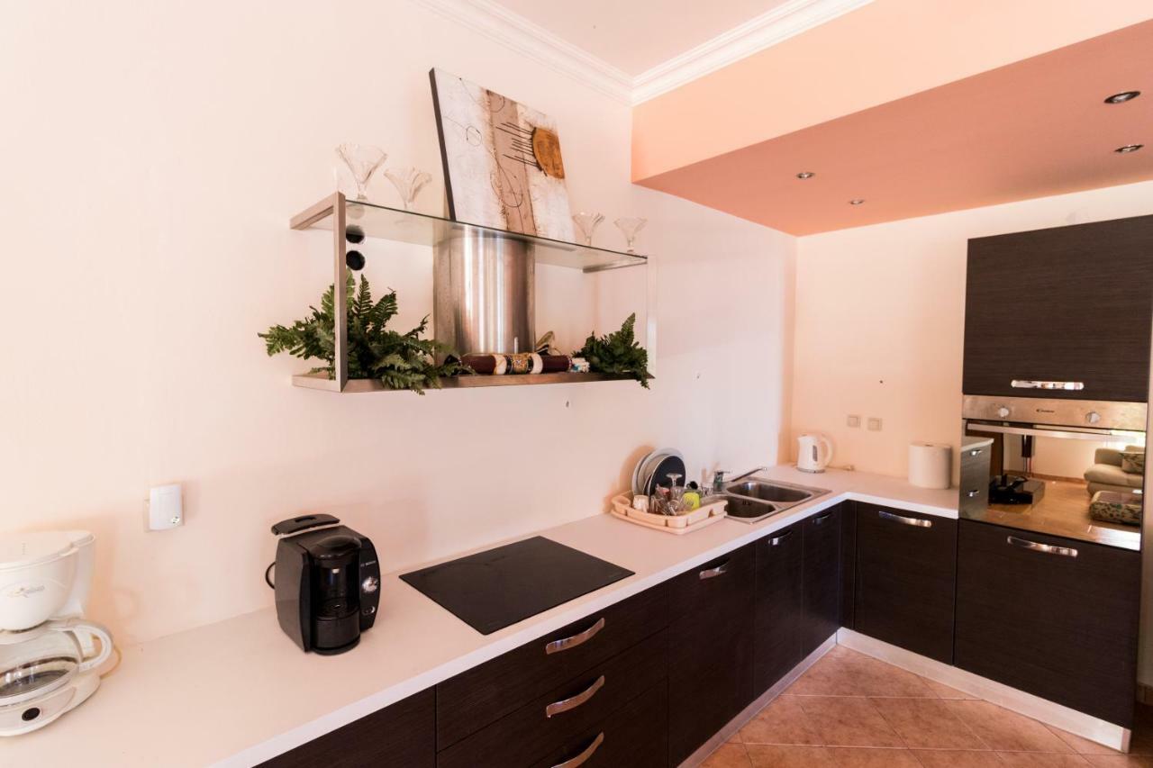 Traditional Fishing Village Apartments Mpoukaris Bagian luar foto