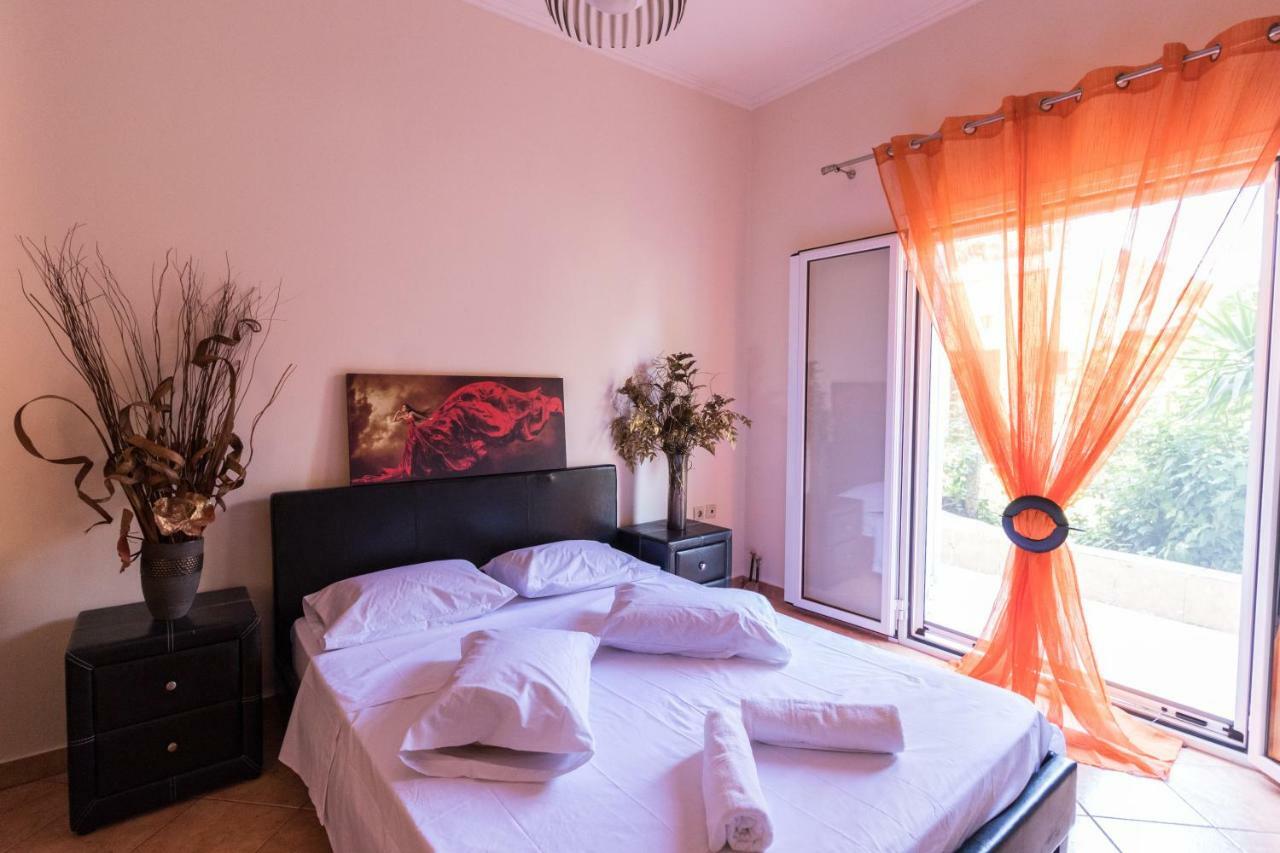 Traditional Fishing Village Apartments Mpoukaris Bagian luar foto