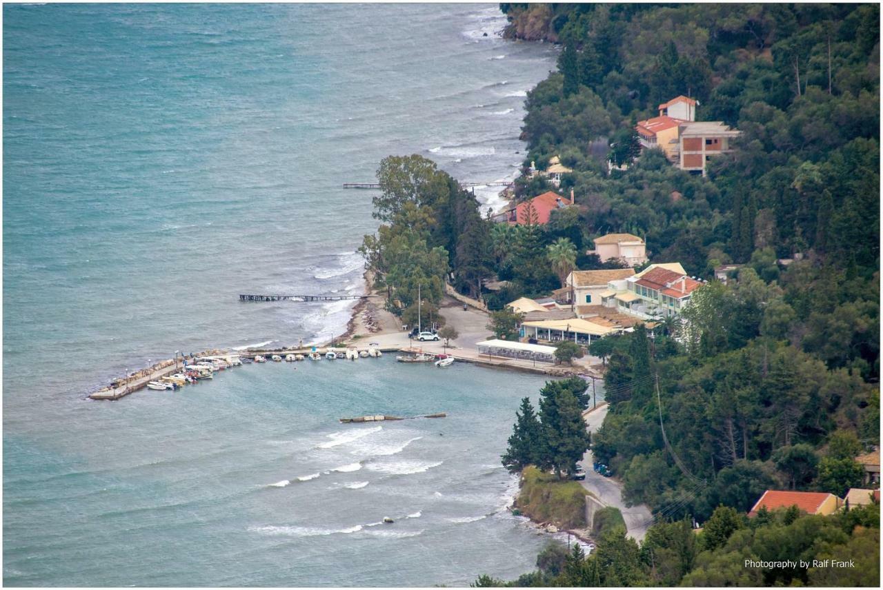 Traditional Fishing Village Apartments Mpoukaris Bagian luar foto