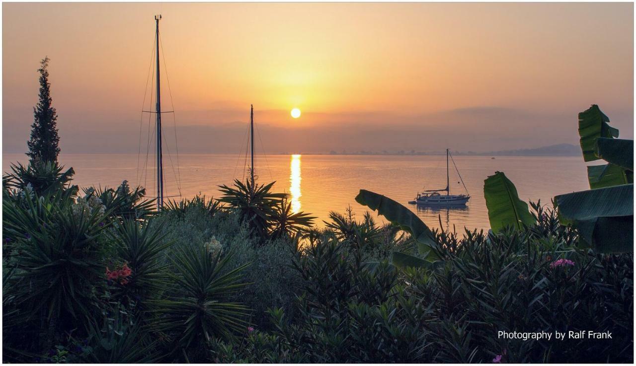 Traditional Fishing Village Apartments Mpoukaris Bagian luar foto